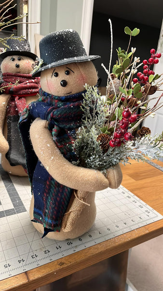 Mr. Deeds - Snowman With Scarf