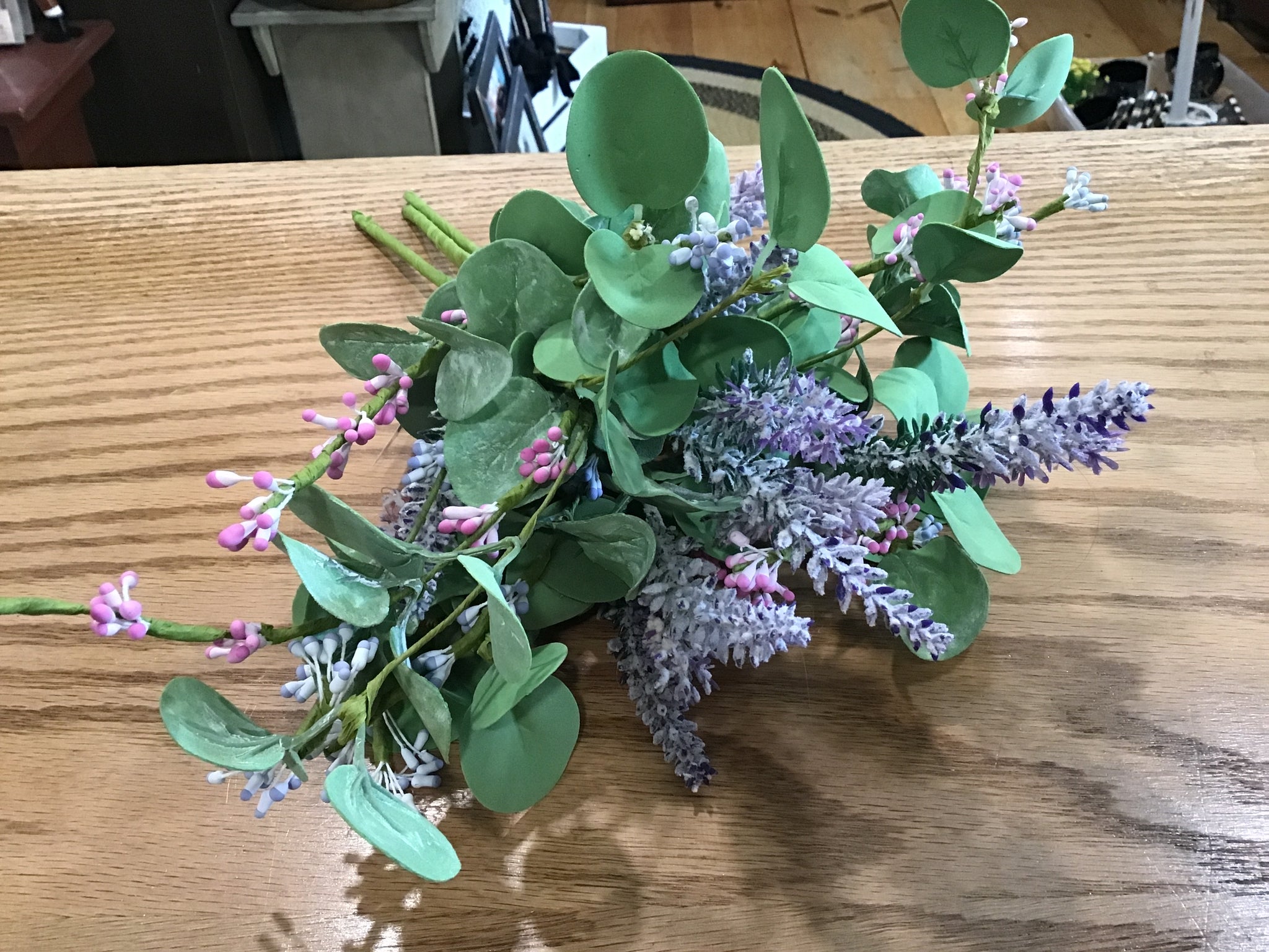 Lavender Eucalyptus 18 inch Pick