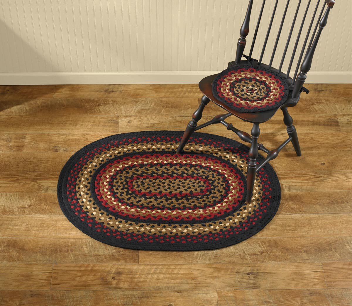 Folk Art Braided Oval Rug  32' x 42"
