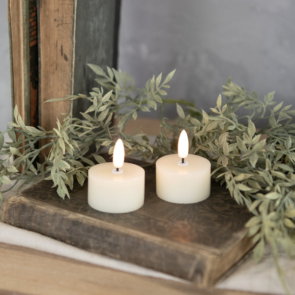3D Flame Cream Tealight Candles  (Set of 2)