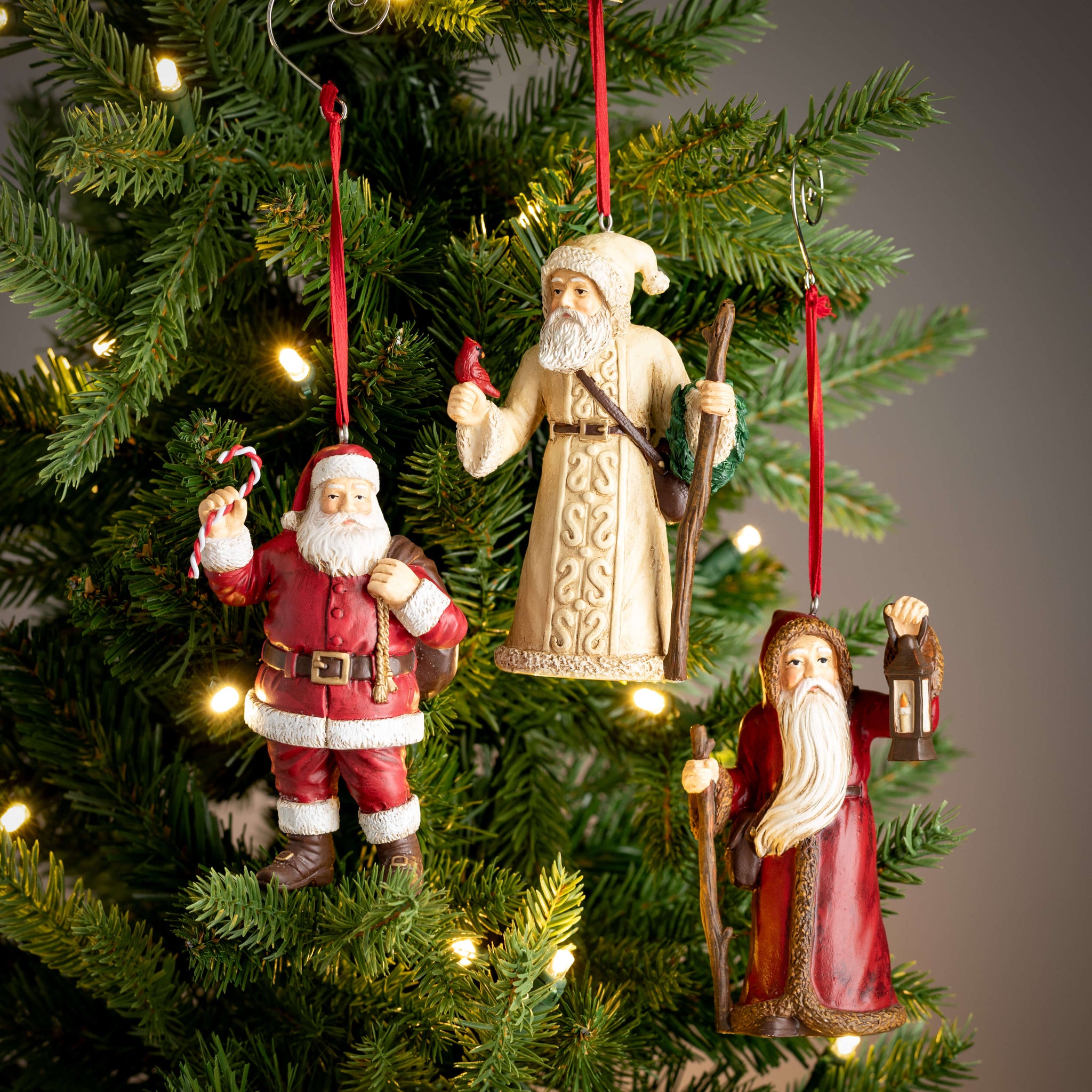 Olde World Santa Ornament