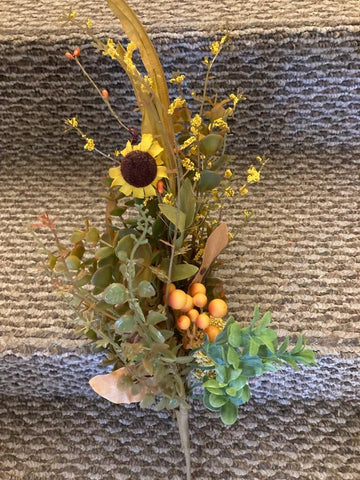 Autumn Yarrow Pick - 18"