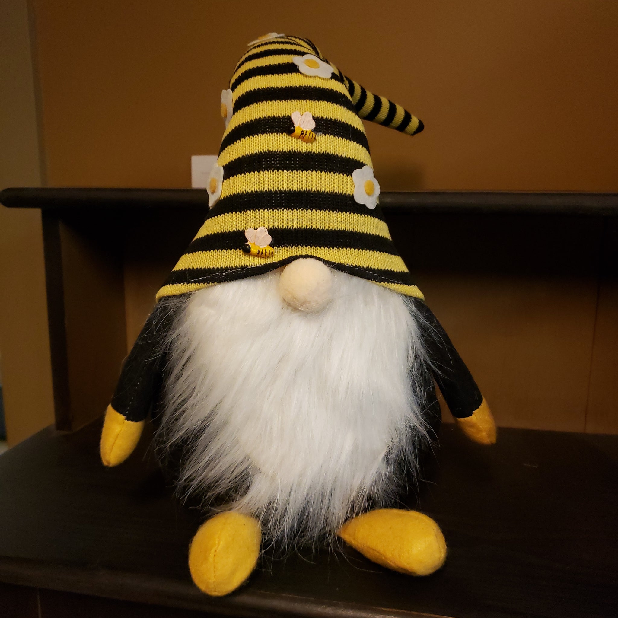 Gnome With Black And Yellow Hat