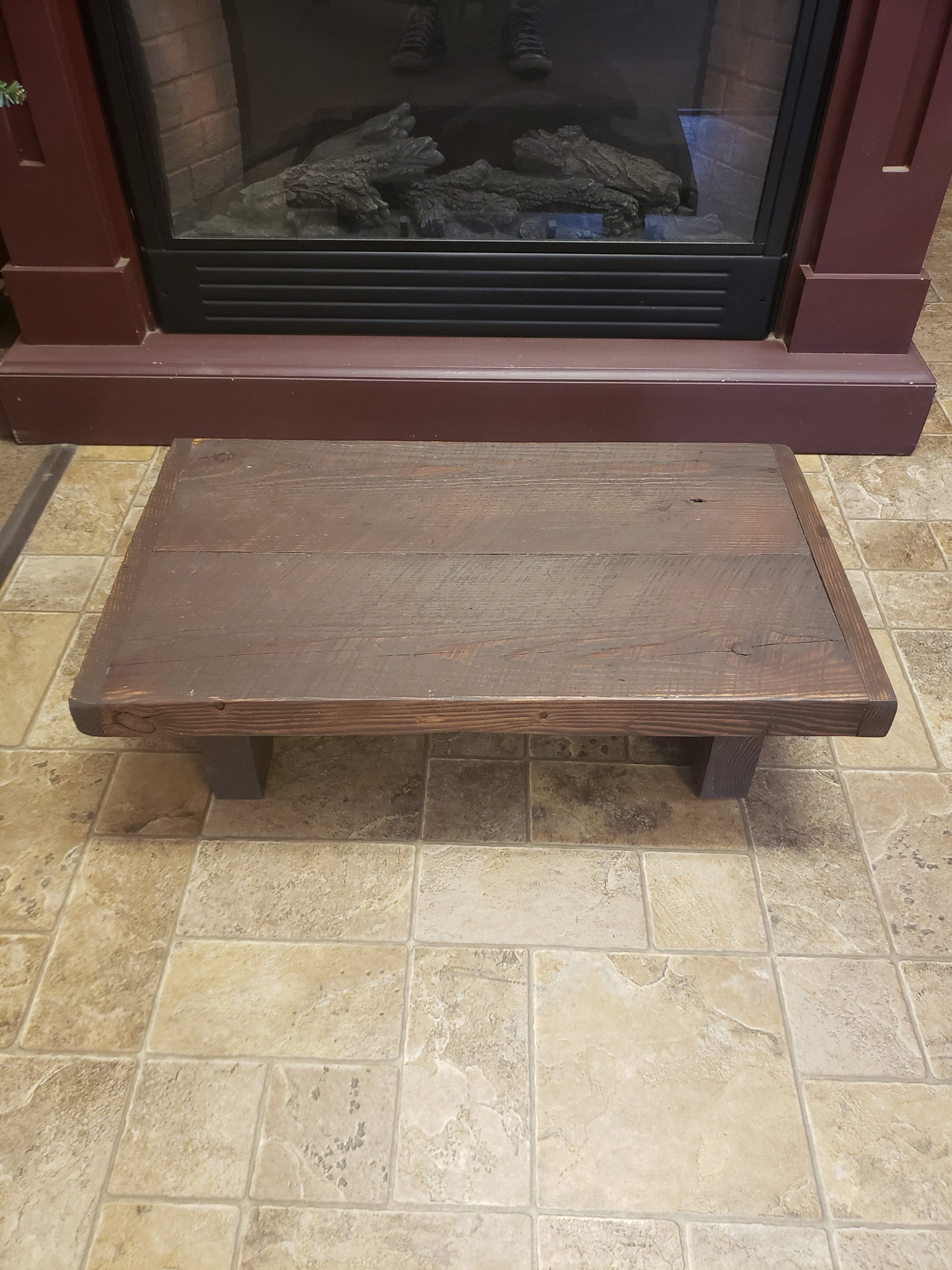 Mini Table (NOT AVAILABLE FOR SHIPPING)