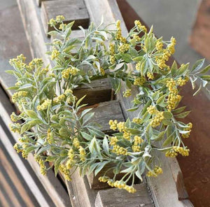 Bountiful Blooms Candle Ring
