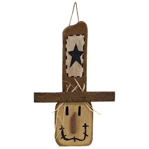 Distressed Wooden Hanging Star Hat Scarecrow