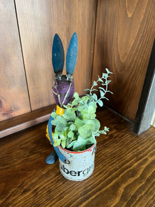 Metal Rabbit w/ Planter