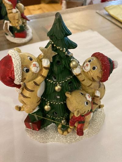 Christmas Cats - LED - 9" x 6" resin