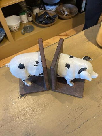 Pig Book Ends