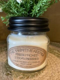 Soy Candle - Square Jar - Fresh picked Strawberries