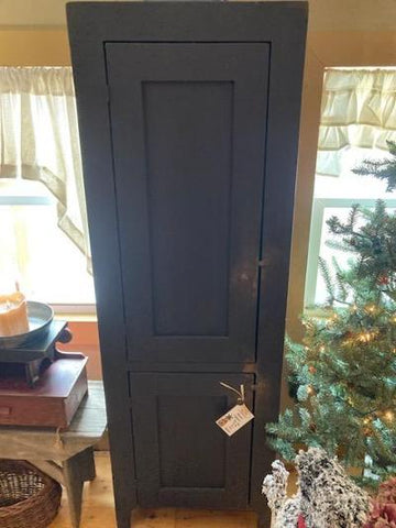 Blanket Cupboard - Barn Red  ( No Shipping available)