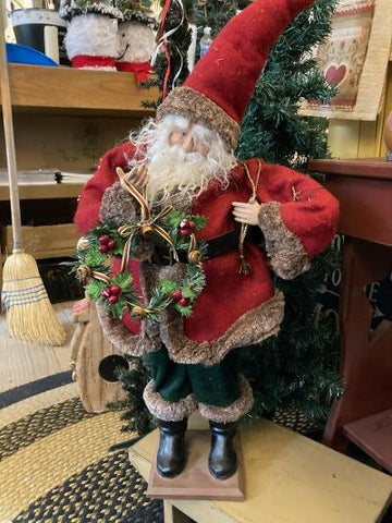 Old Standing Santa with Wreath