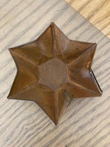 Rusty Star Tea Light Holder