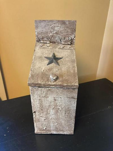 Camp Mailbox / Message Box