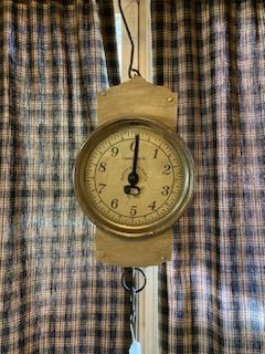 Hanging Scale Clock